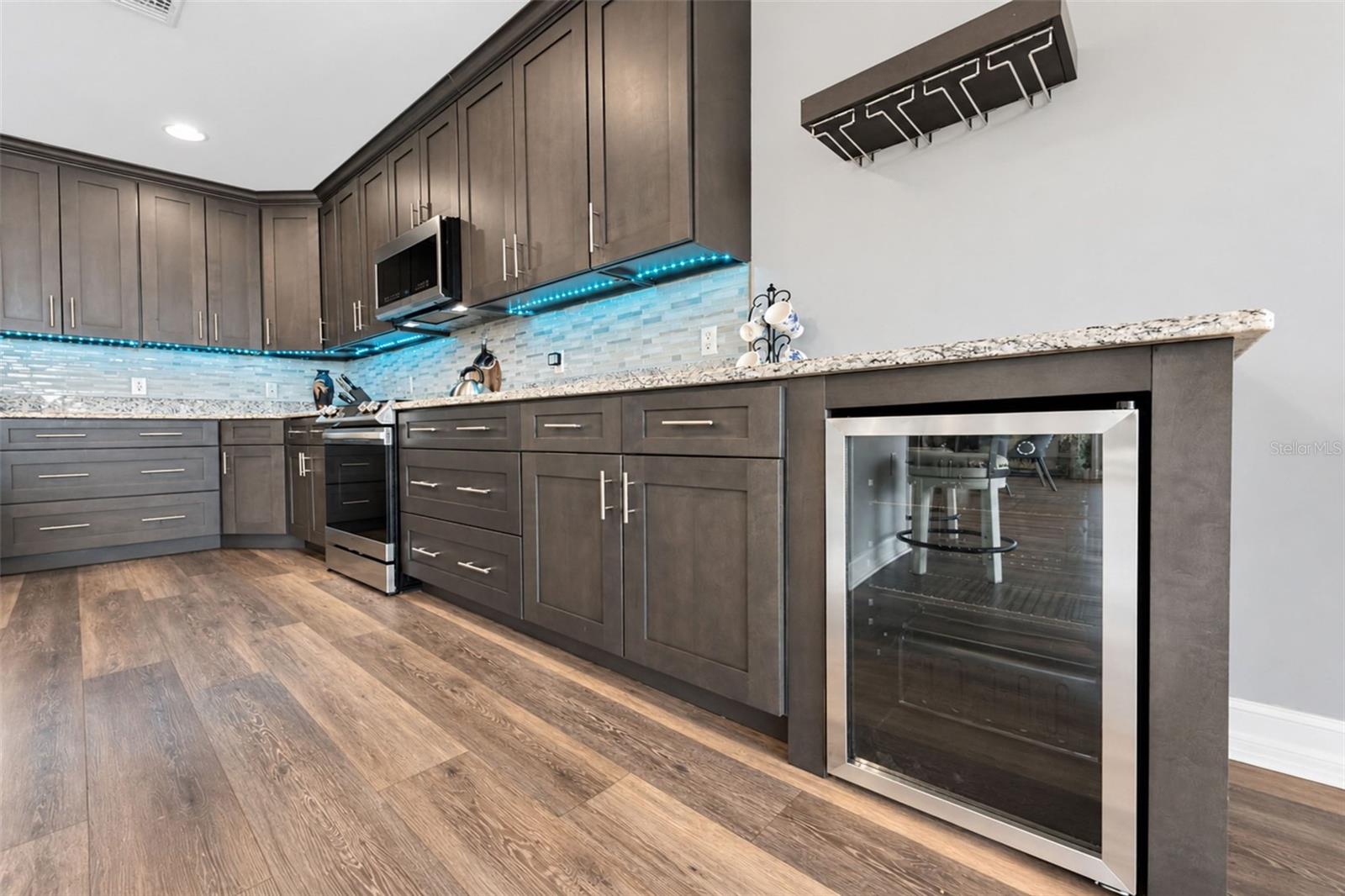 90 Vivante Blvd #205 Property Photo 23
