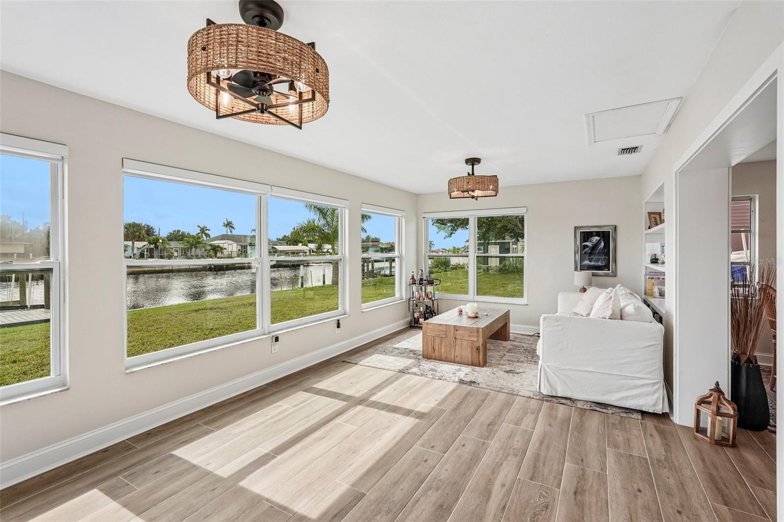289 W Tarpon Blvd Nw Property Photo 15