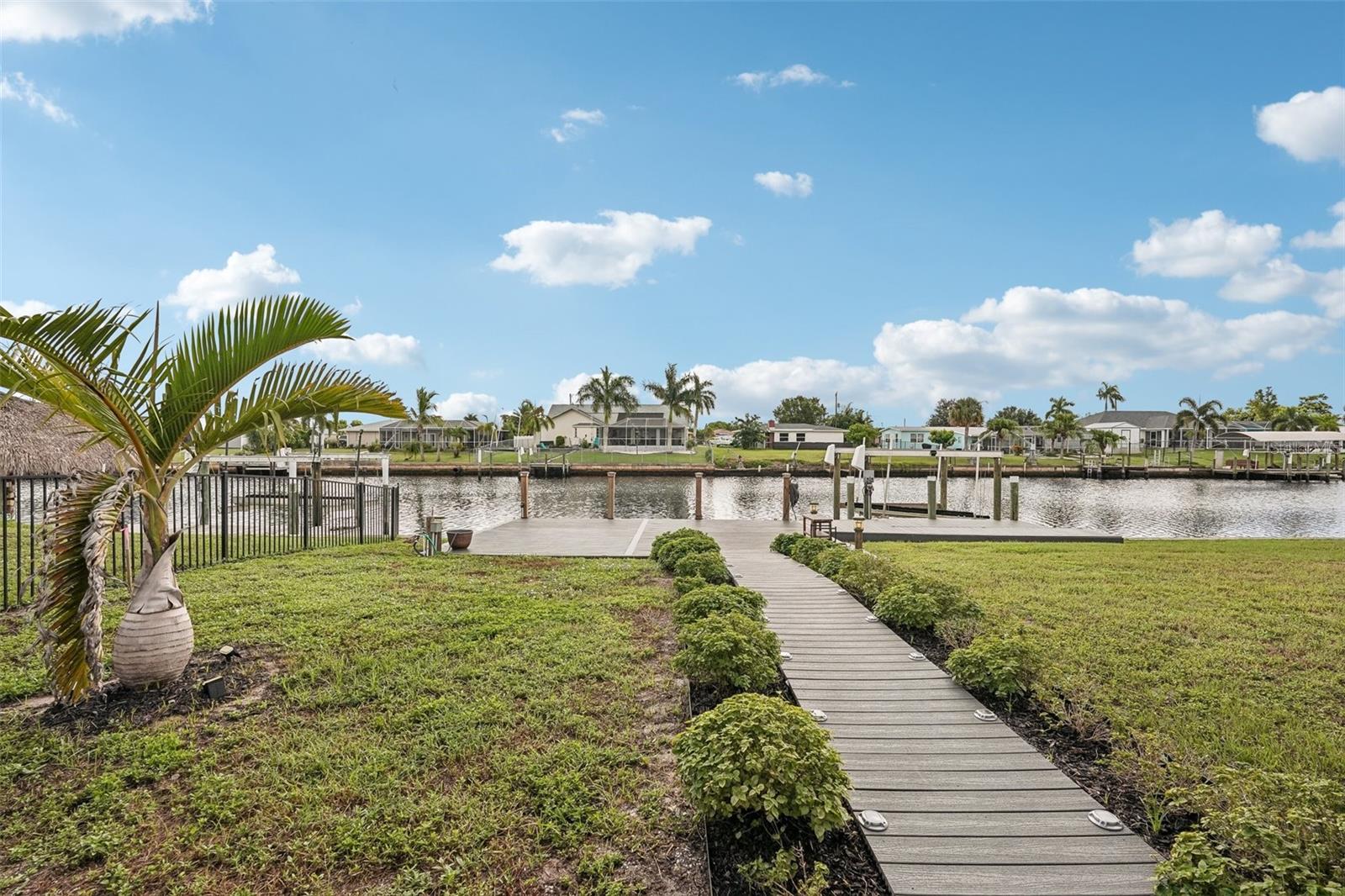 289 W Tarpon Blvd Nw Property Photo 36
