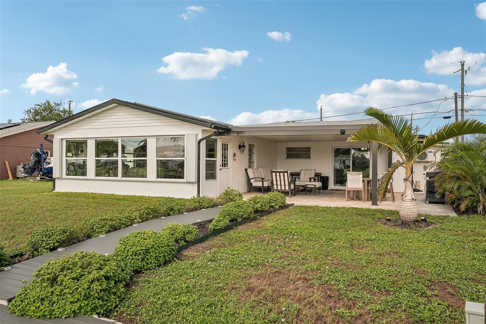 289 W Tarpon Blvd Nw Property Photo 44