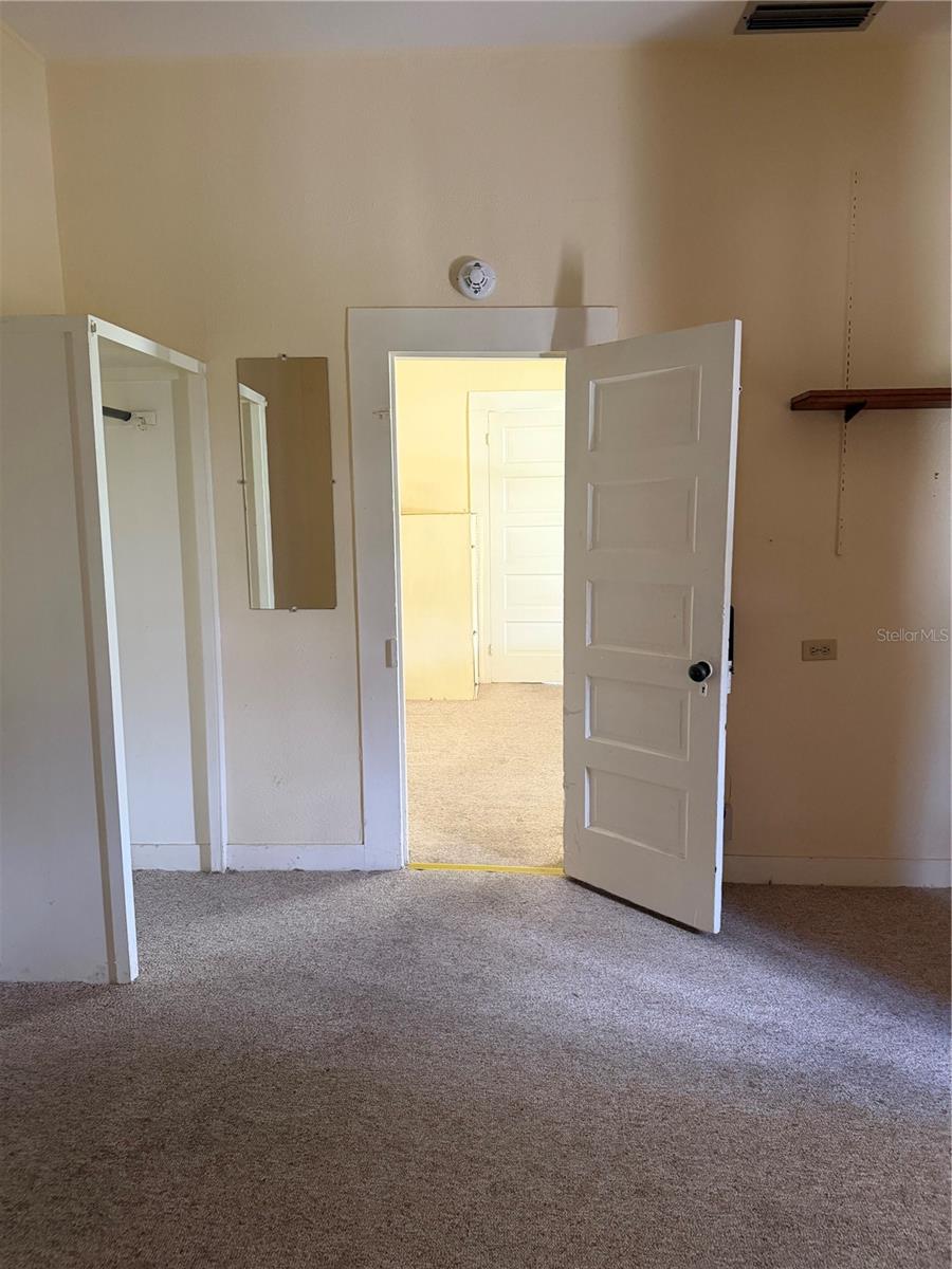 146 N Hernando Ave Property Photo 27