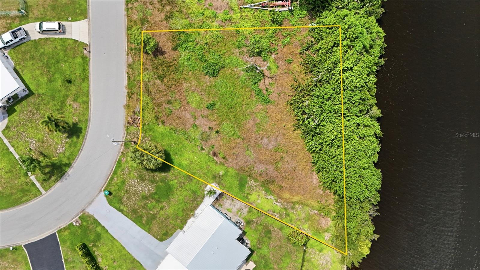 213 Waterway Cir Ne Property Photo 14