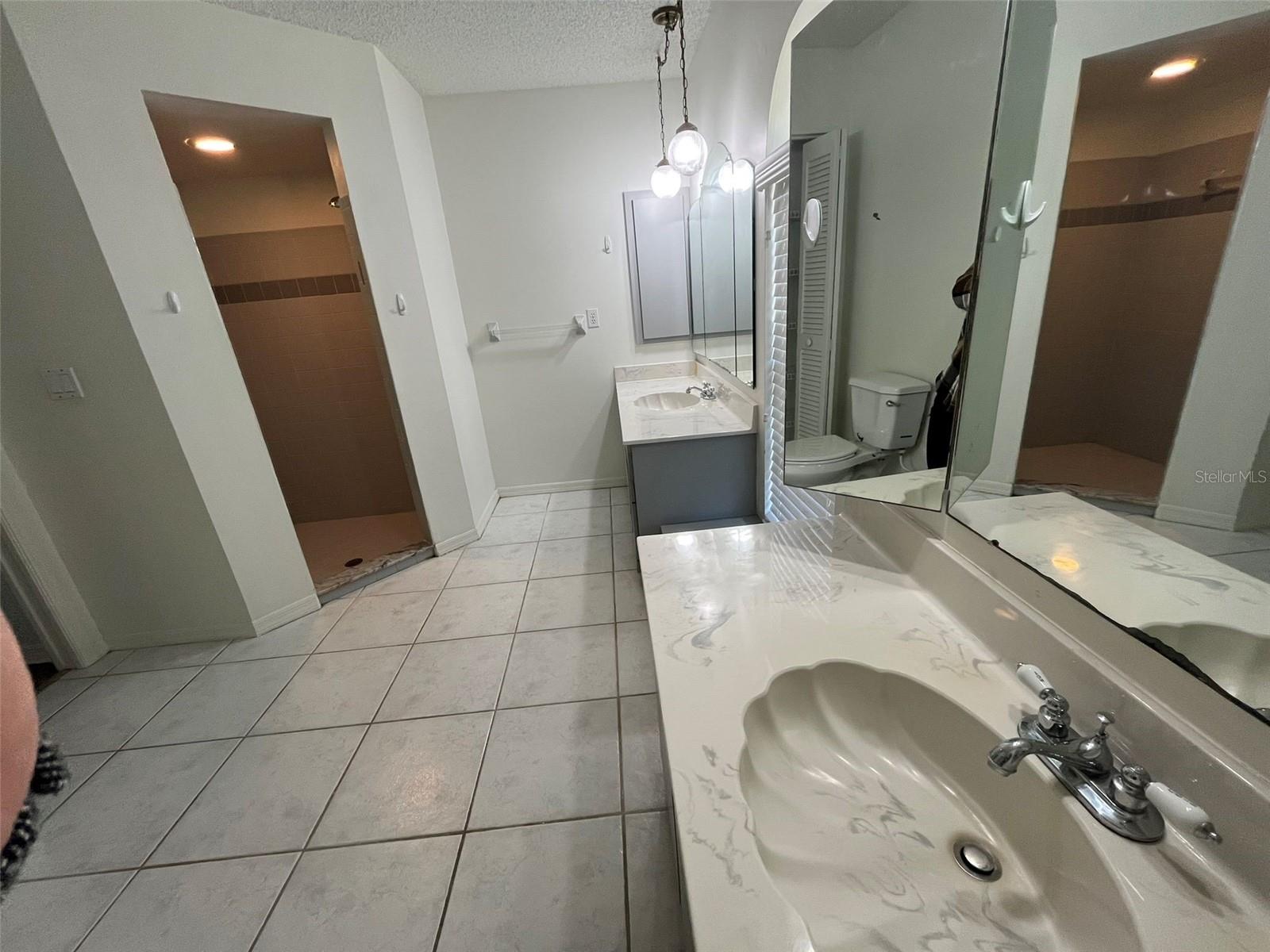 26453 Trinilas Dr Property Photo 10