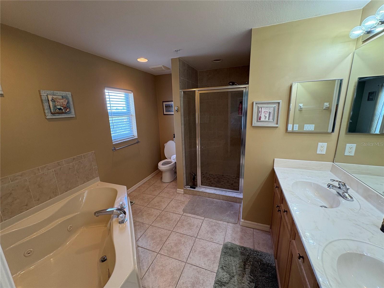 10031 Lake Cove Dr #201 Property Photo 25