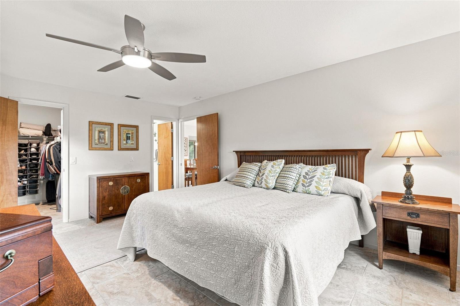 2325 Talbrook Ter Property Photo 11