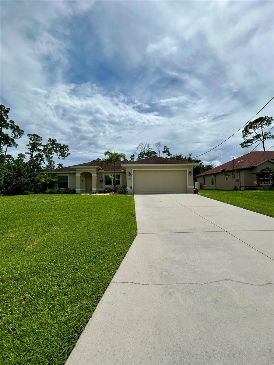 1759 Hainsworth Ave Property Photo 1