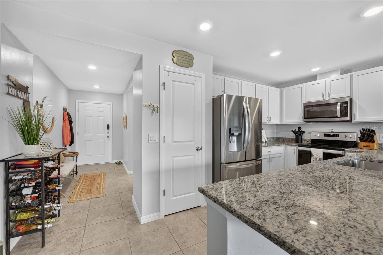 6381 Brant Bay Blvd #102 Property Photo 3