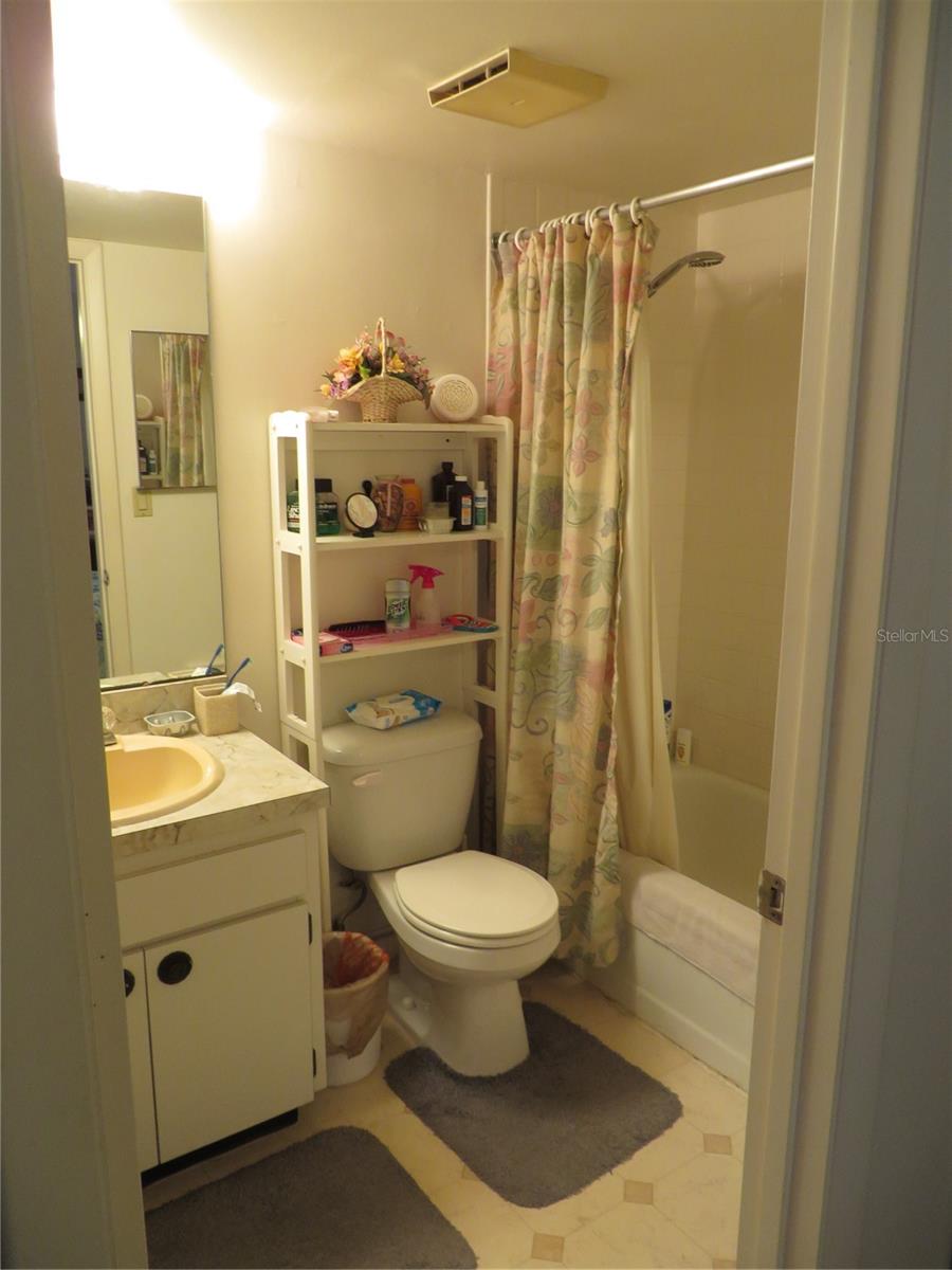 21405 Olean Blvd #324 Property Photo 8