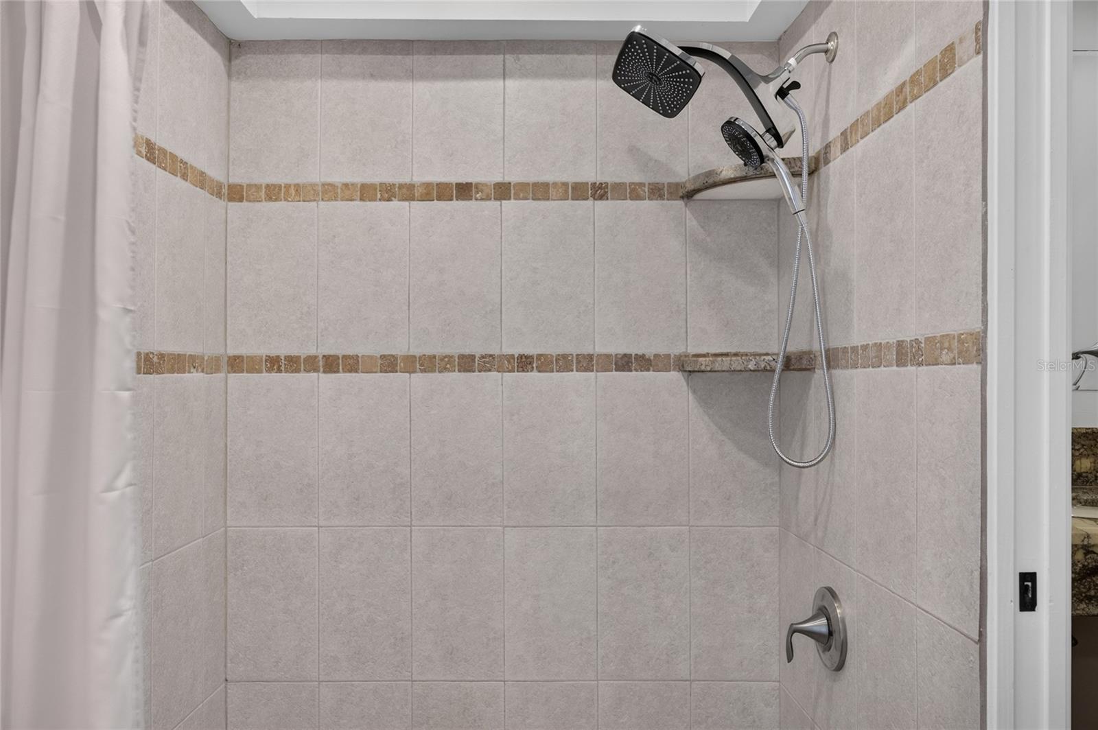 C7530497 Property Photo 20