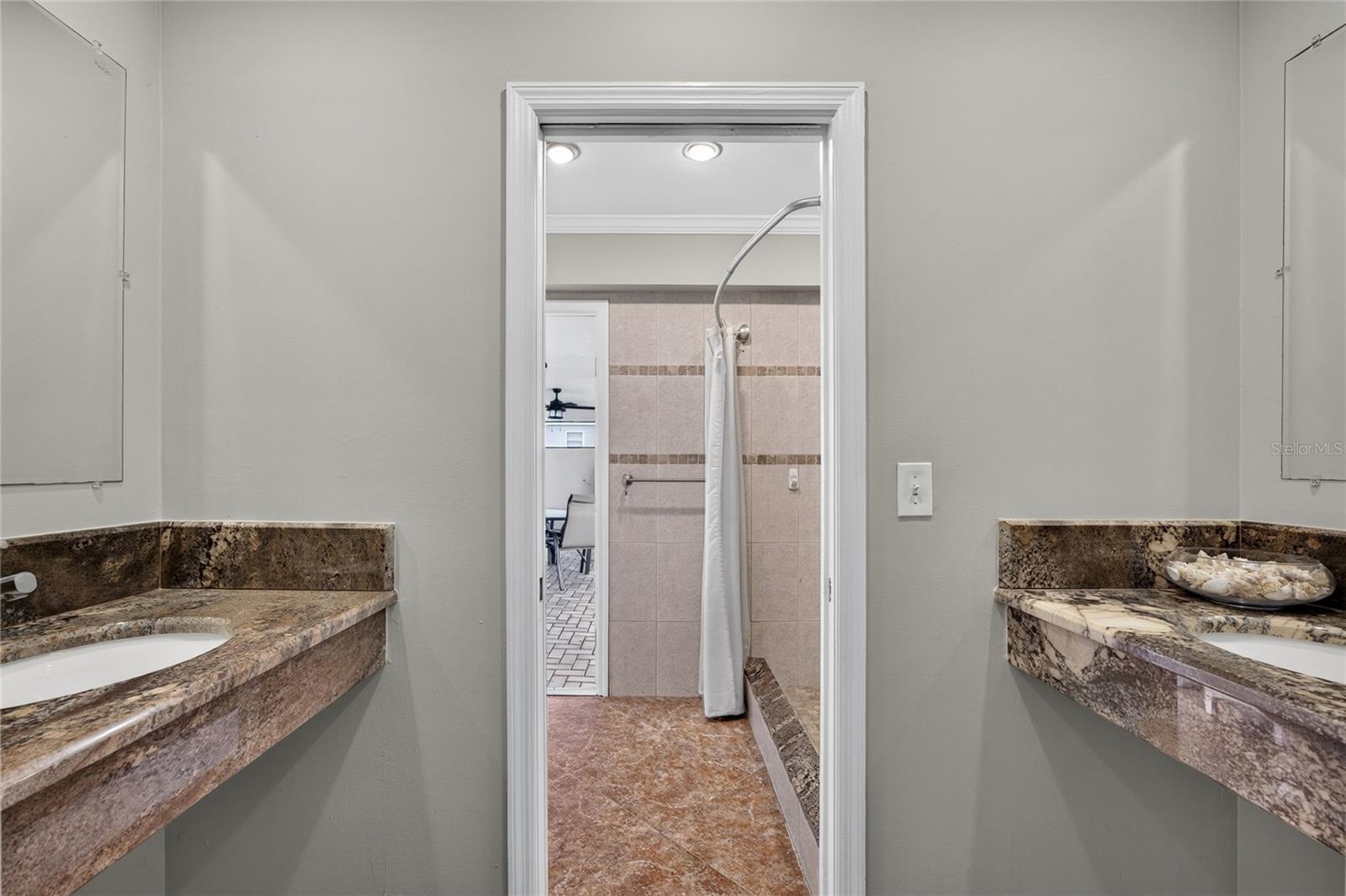 C7530497 Property Photo 26