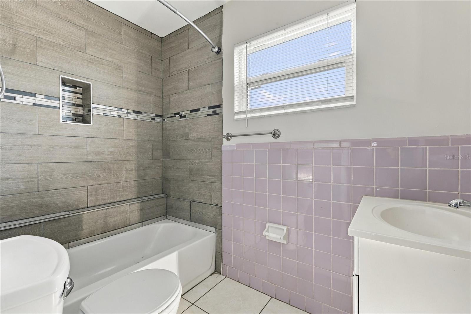 27264 Sunnybrook Rd Property Photo 7