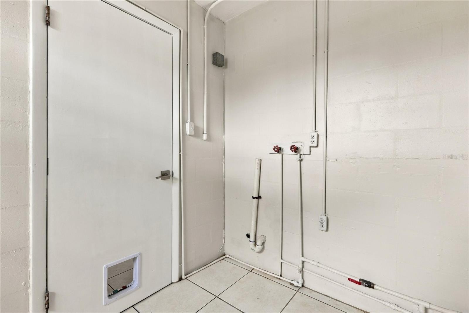 27264 Sunnybrook Rd Property Photo 25