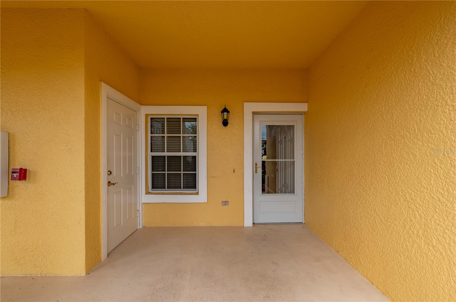 1295 Saxony Cir #2106 Property Photo 8