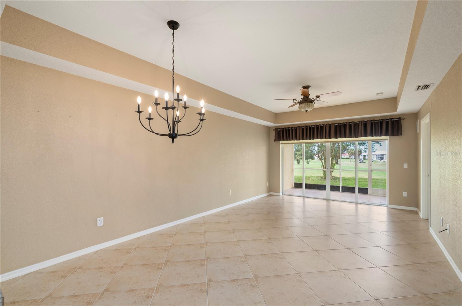 1295 Saxony Cir #2106 Property Photo 16