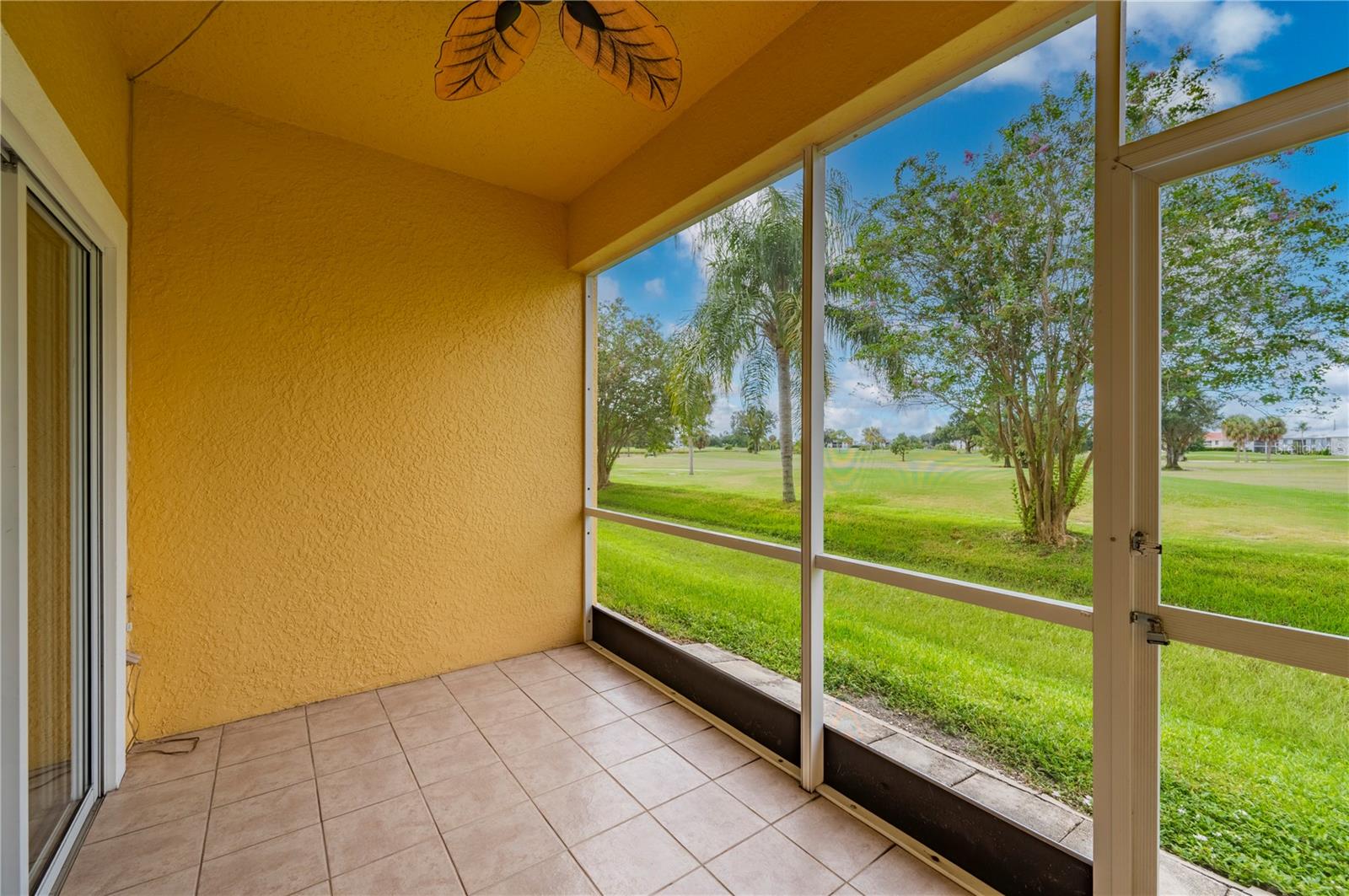1295 Saxony Cir #2106 Property Photo 37