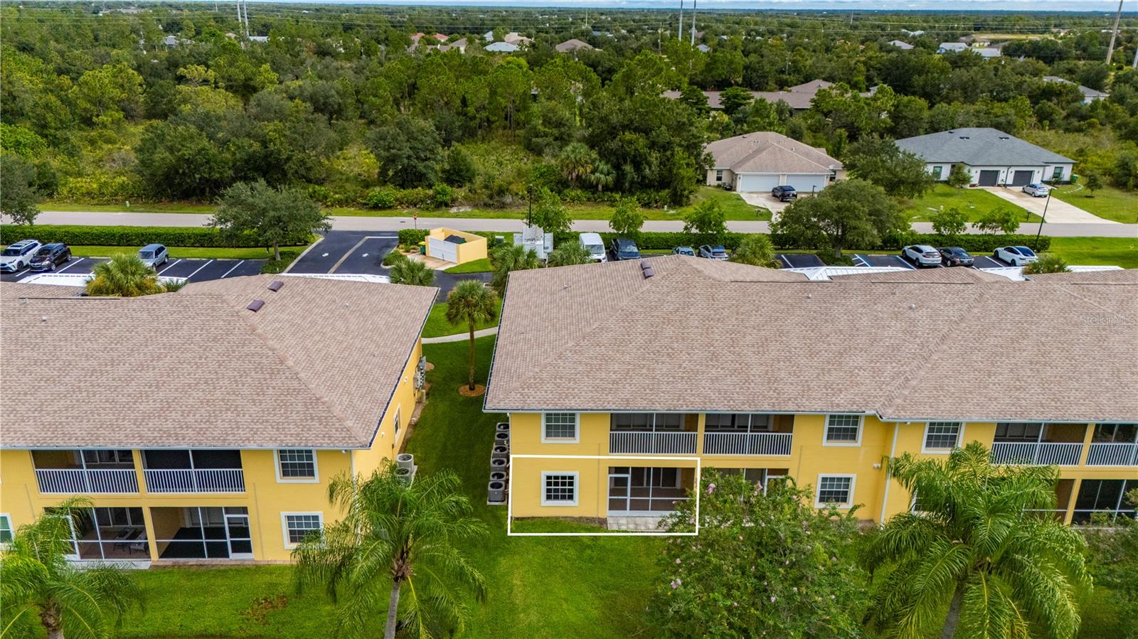 1295 Saxony Cir #2106 Property Photo 53
