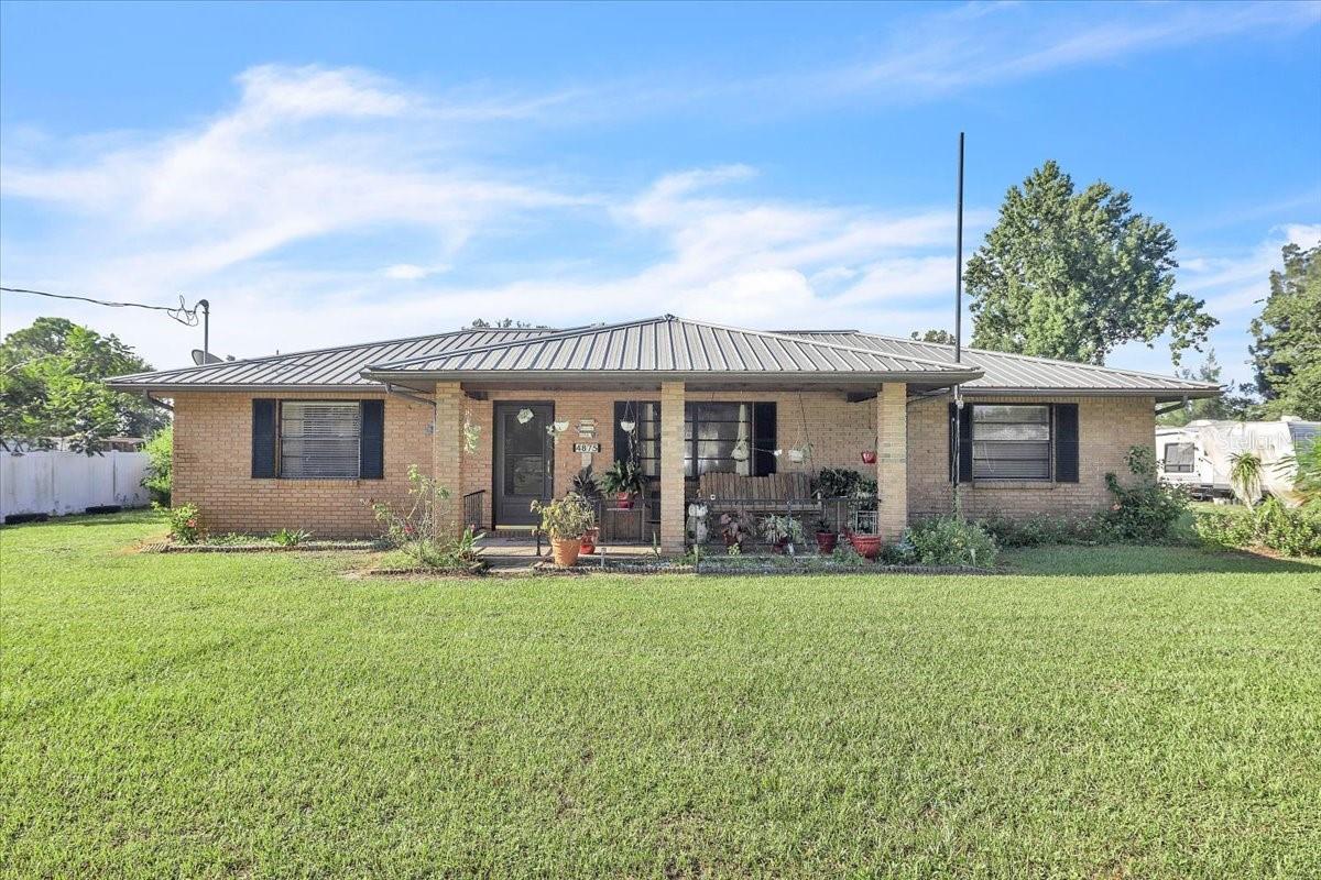4875 Se Apache Dr Property Photo 1