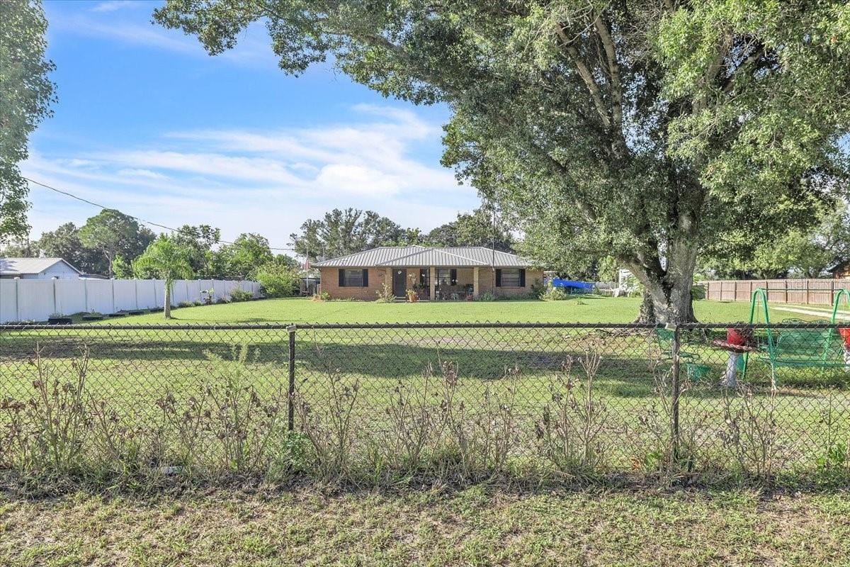 4875 Se Apache Dr Property Photo 4