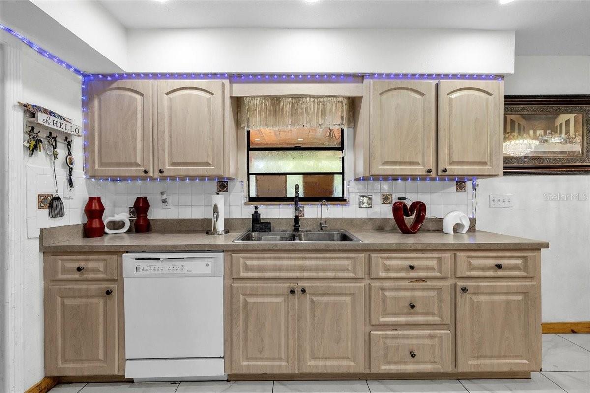 4875 Se Apache Dr Property Photo 21
