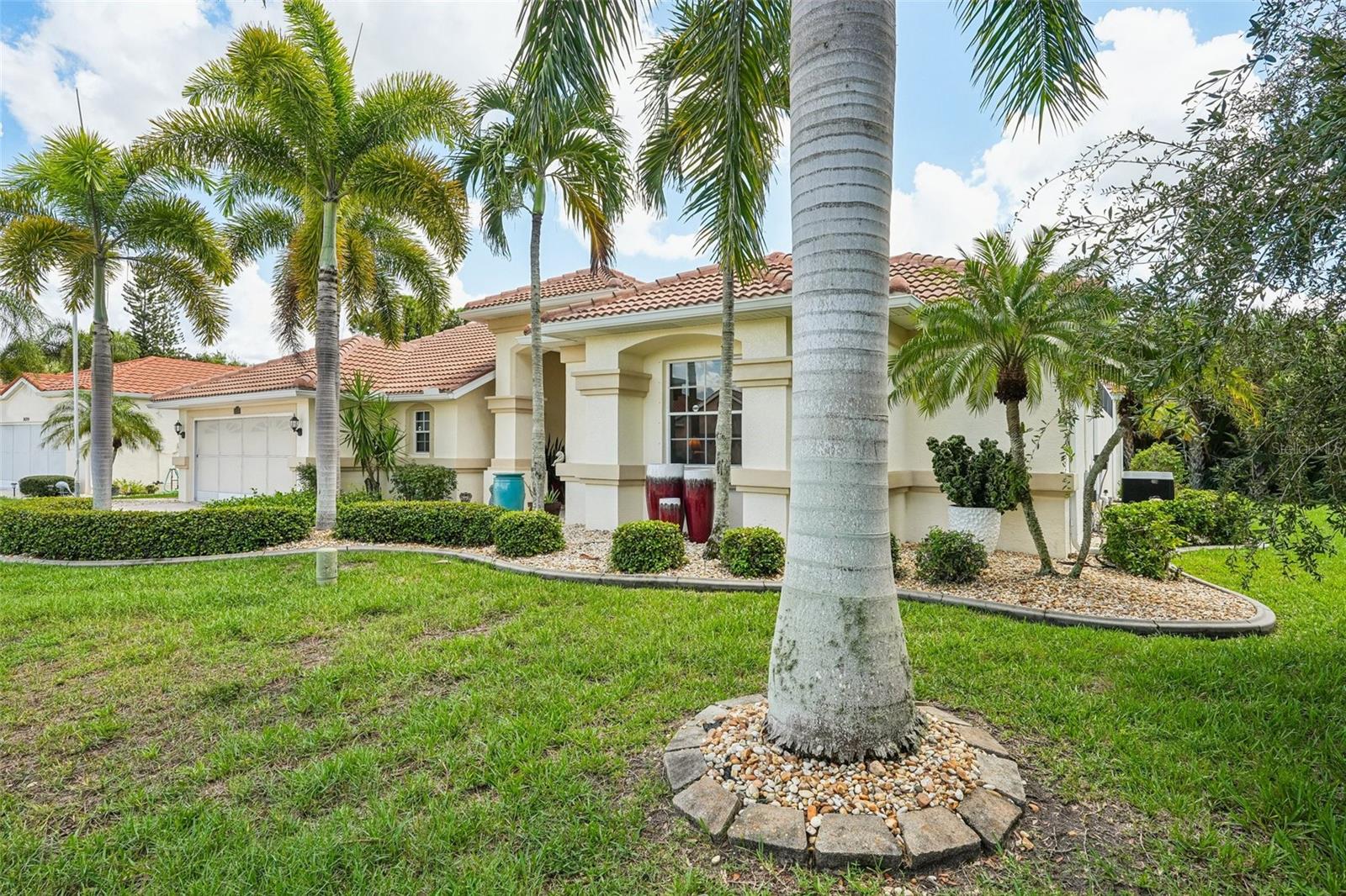 26355 Feathersound Dr Property Photo 3