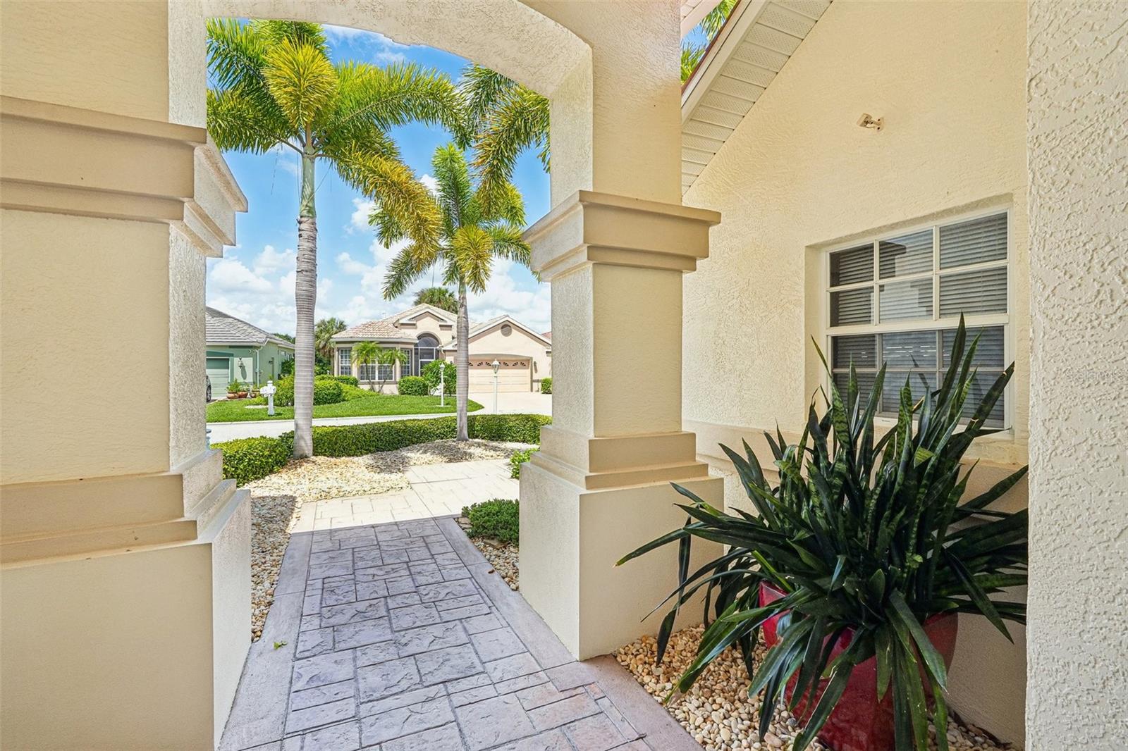 26355 Feathersound Dr Property Photo 7
