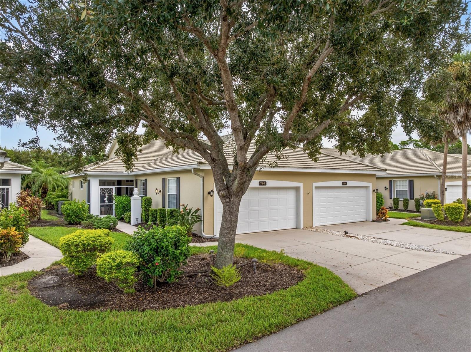 786 Tartan Dr Property Photo 1