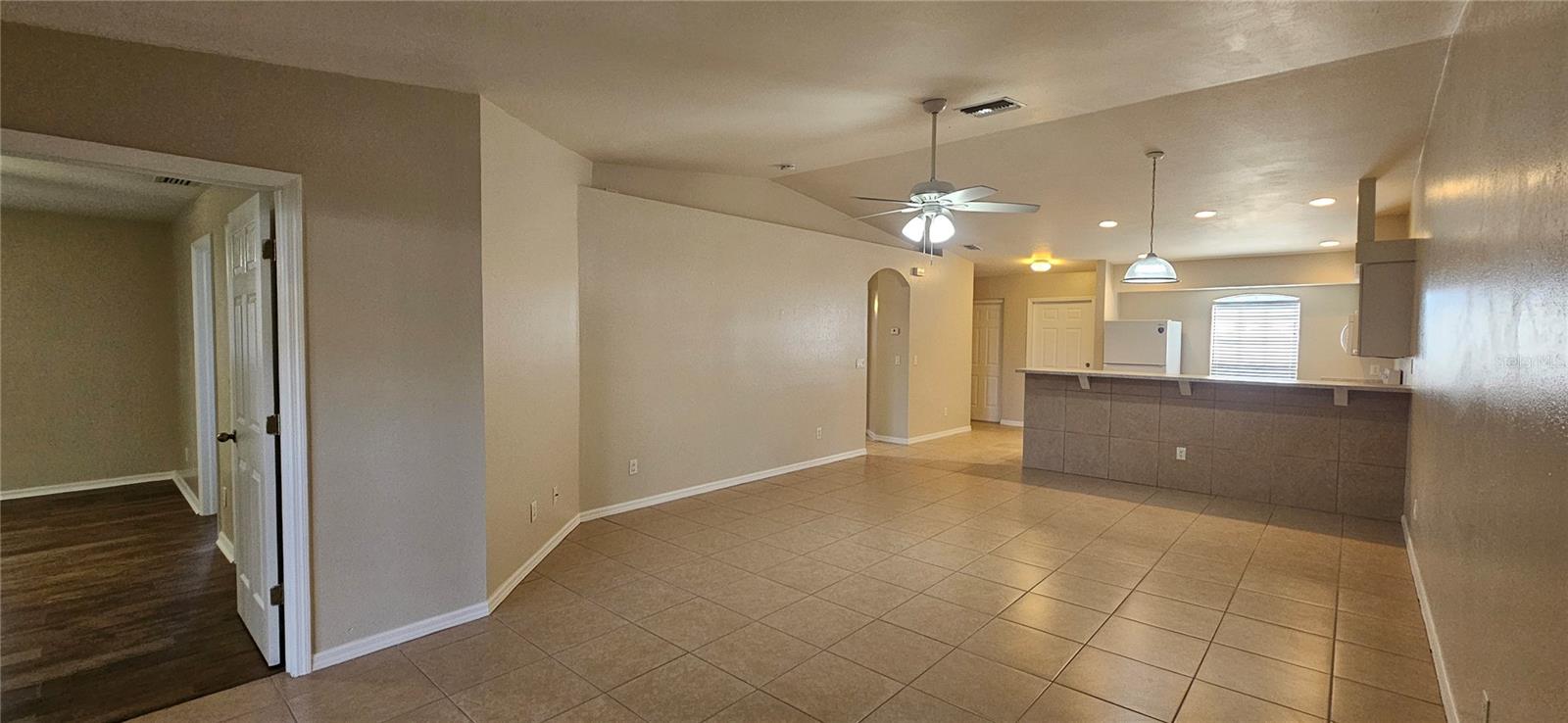 1626 Sw Santa Barbara Pl Property Photo 4