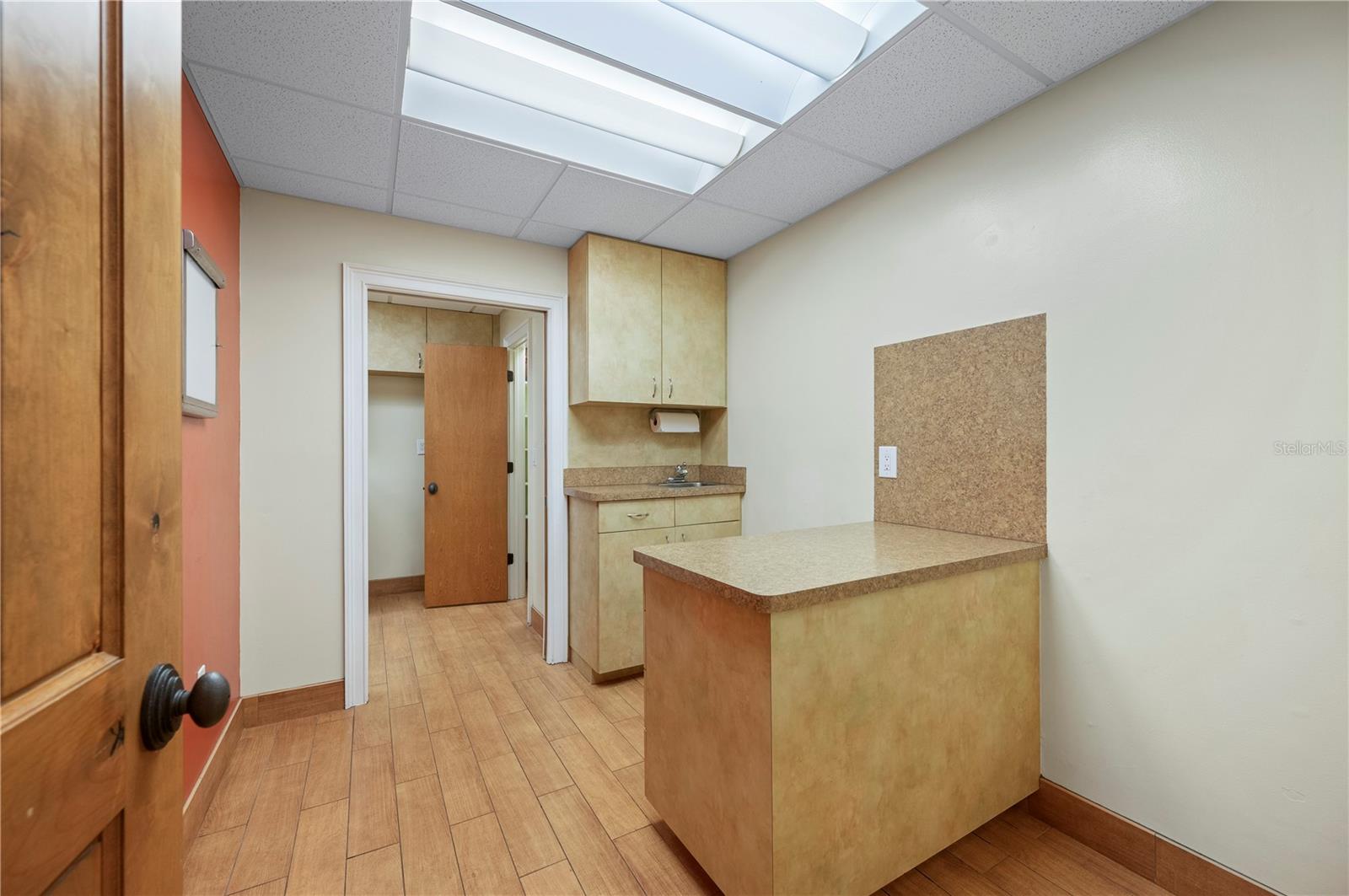 2716 Tamiami Trl Property Photo 12