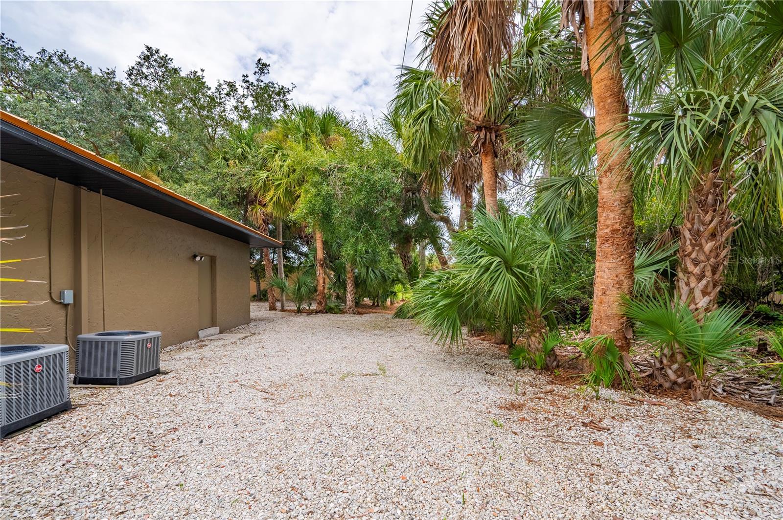 2716 Tamiami Trl Property Photo 30