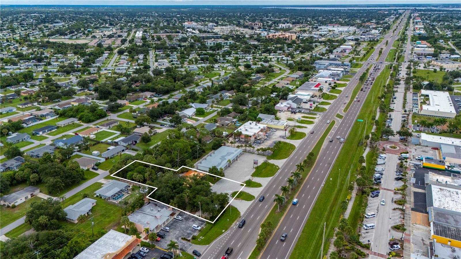 2716 Tamiami Trl Property Photo 36