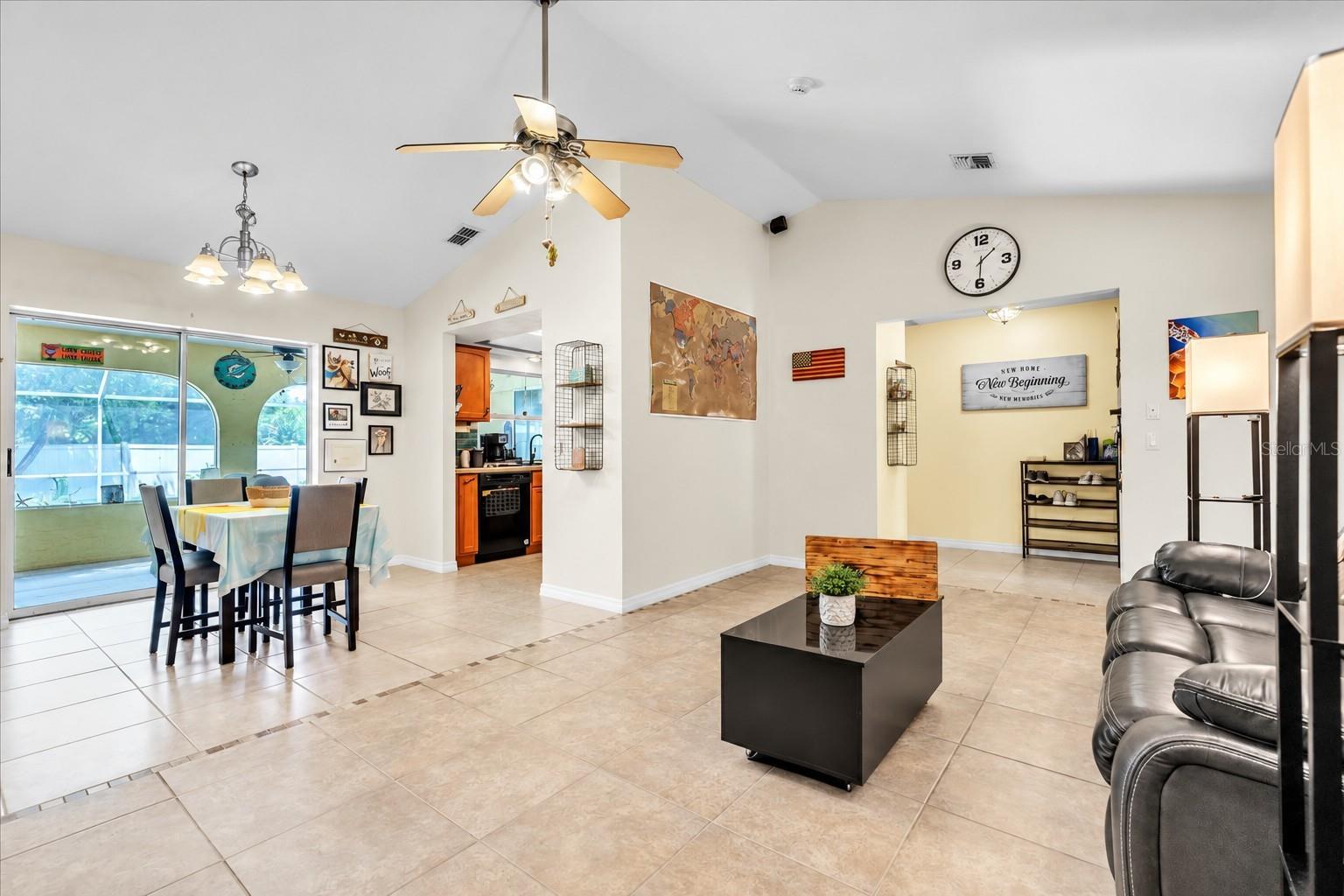 766 Sidney Ter Property Photo 3