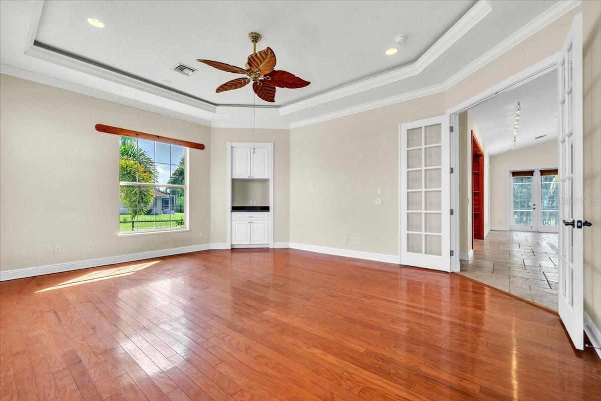 219 Singapore Rd Property Photo 23