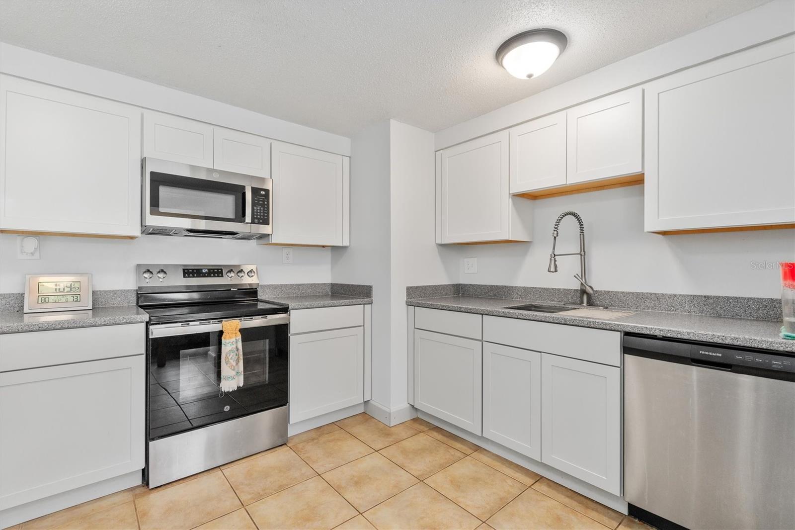 2205 Dixie Ave Property Photo 11