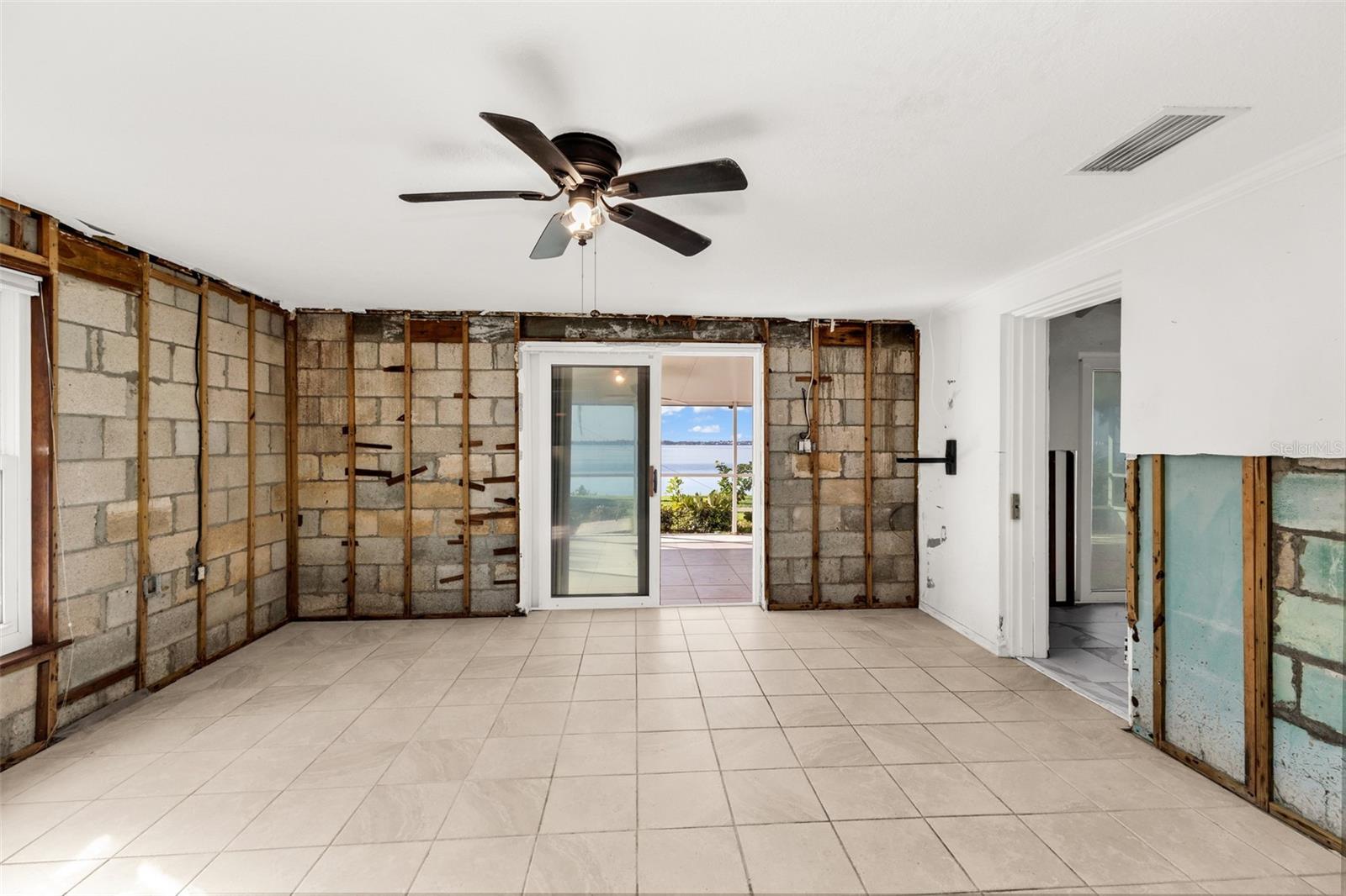 148 Northshore Ter Property Photo 26