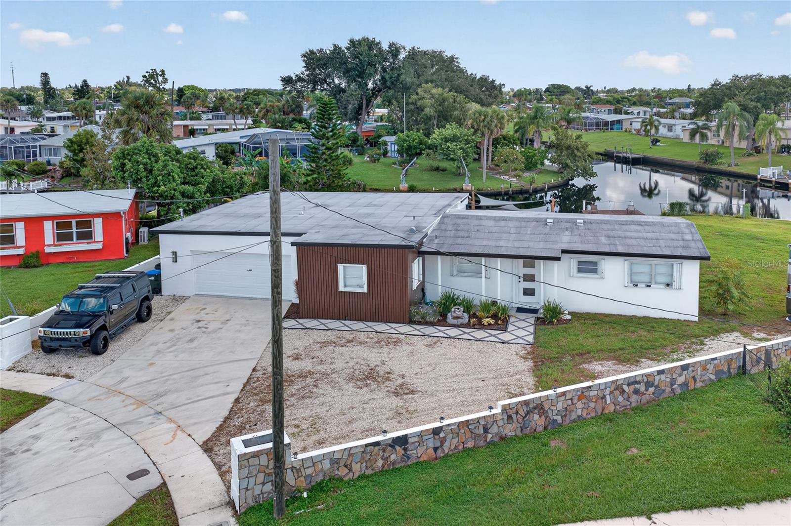 6484 Angle Pl Property Photo 1