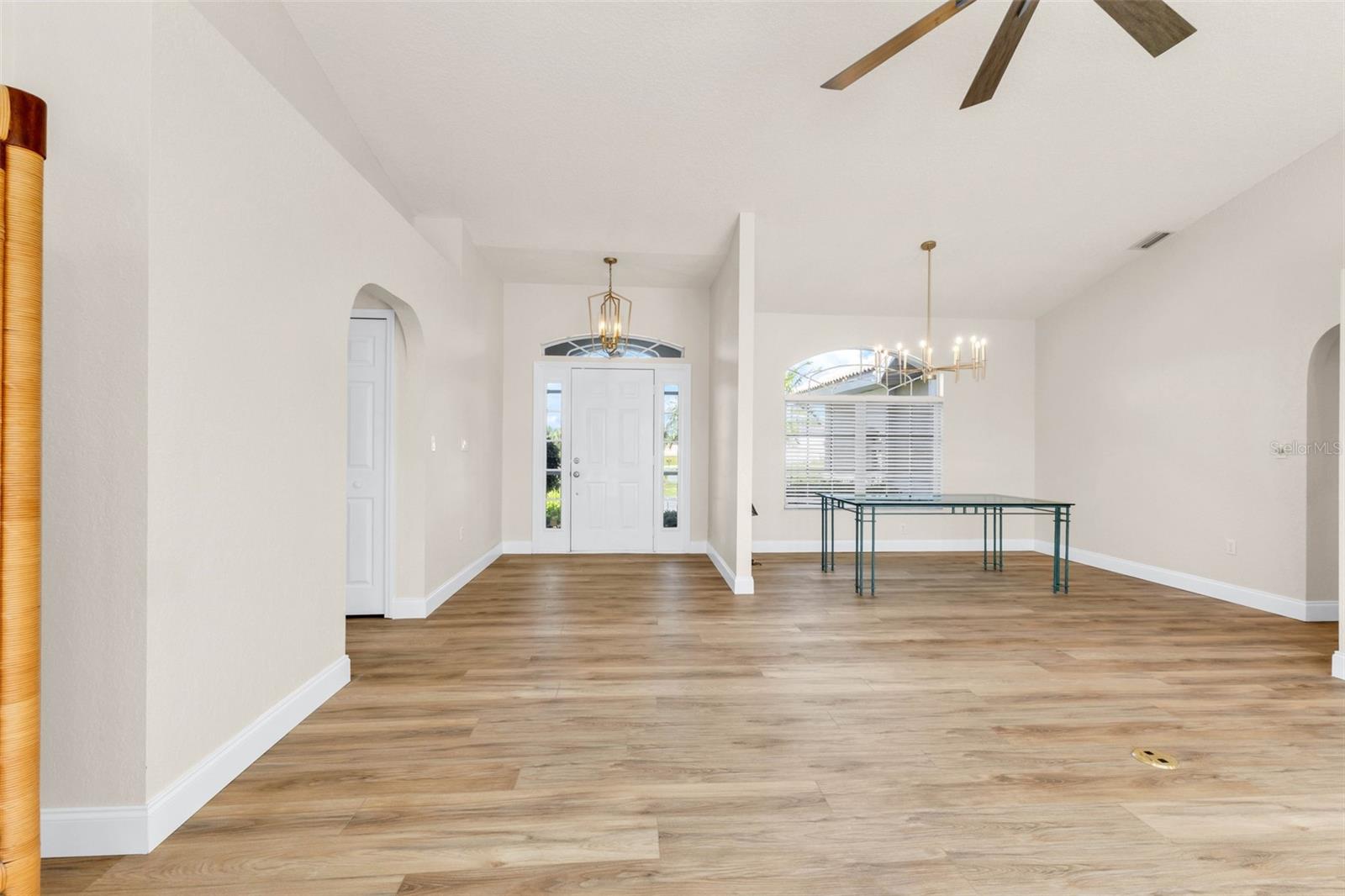 24114 Potosi Ct Property Photo 5