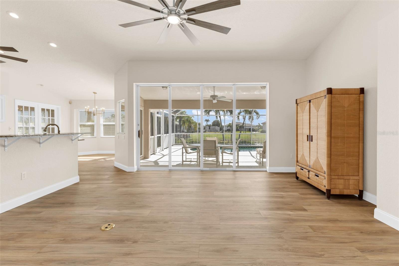 24114 Potosi Ct Property Photo 9