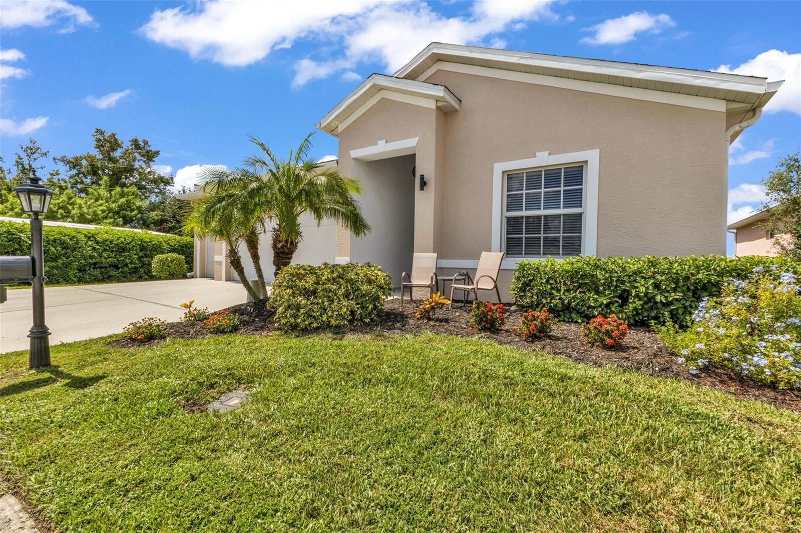 24913 Drumblaire Ct Property Photo 2