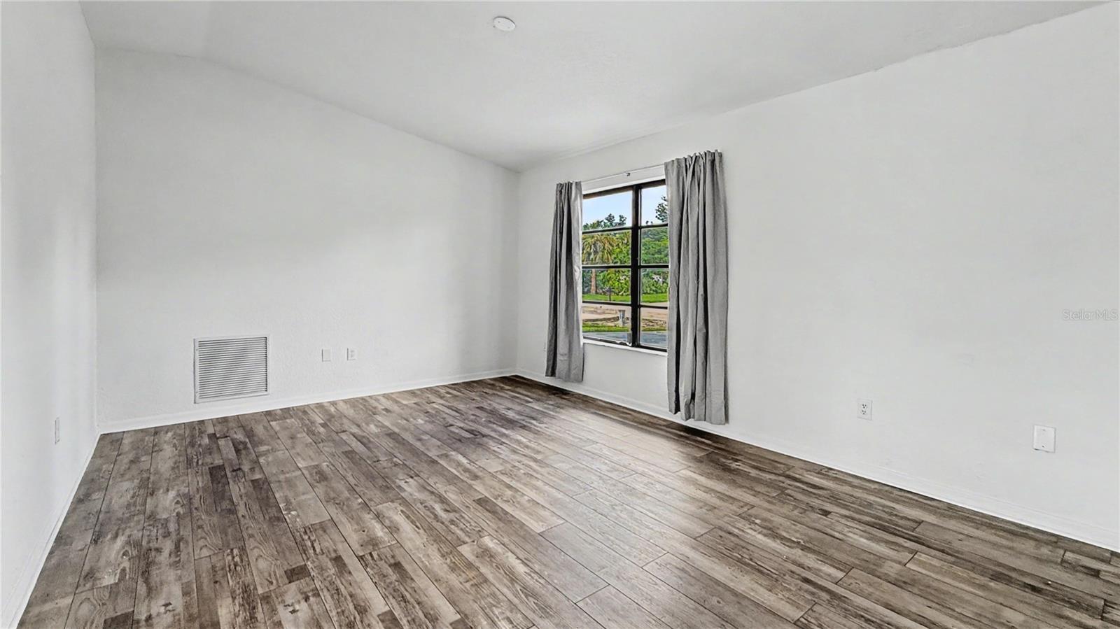 4387 Concert St Property Photo 4