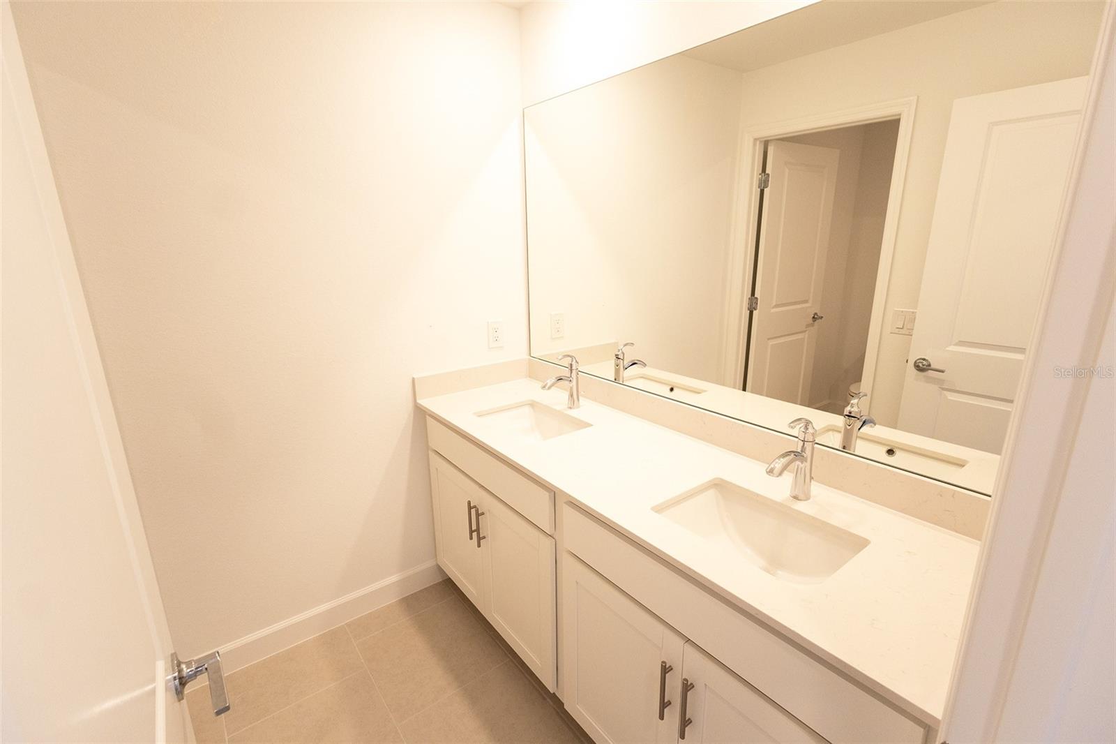 45084 Pipevine Cir Property Photo 27