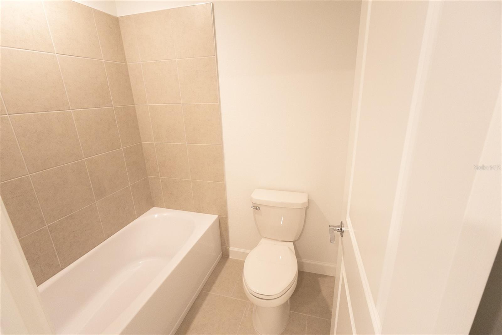 45084 Pipevine Cir Property Photo 28