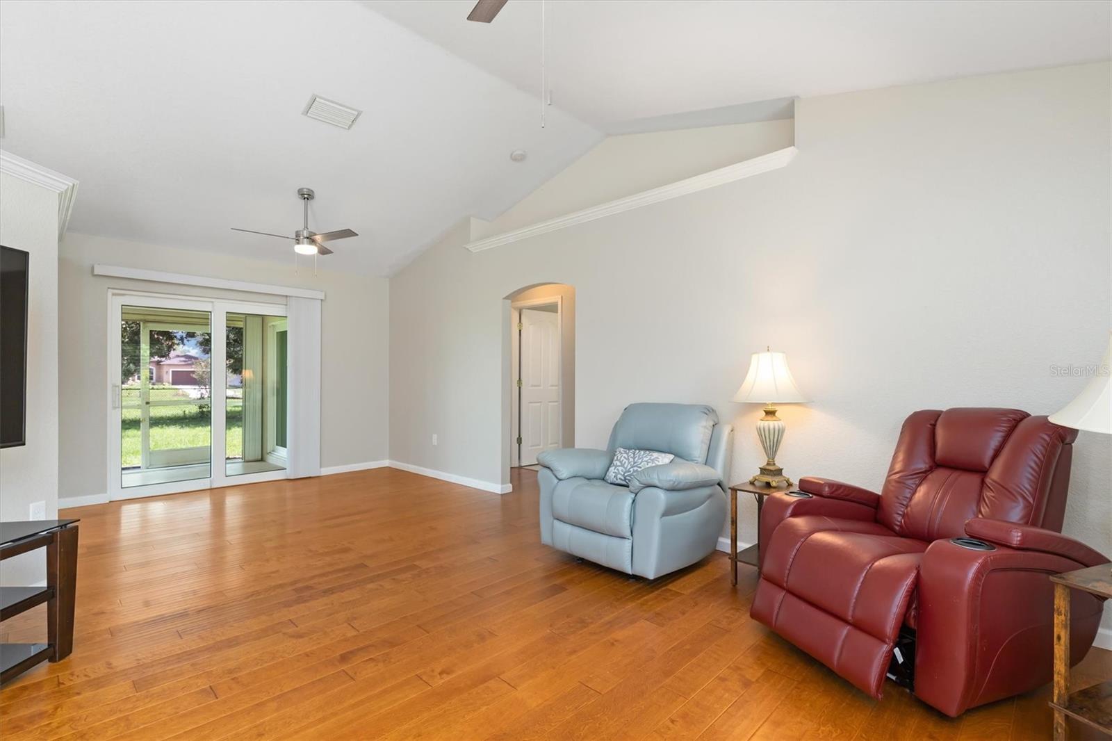 2058 Emrick St Property Photo 5