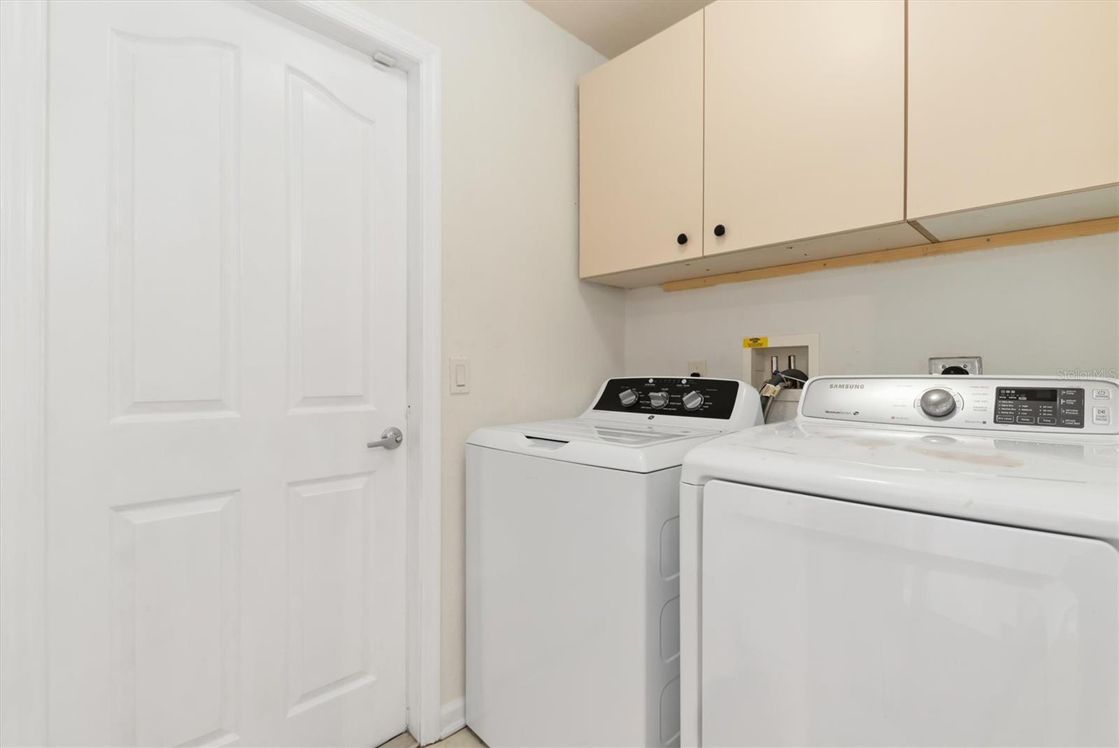 2058 Emrick St Property Photo 25