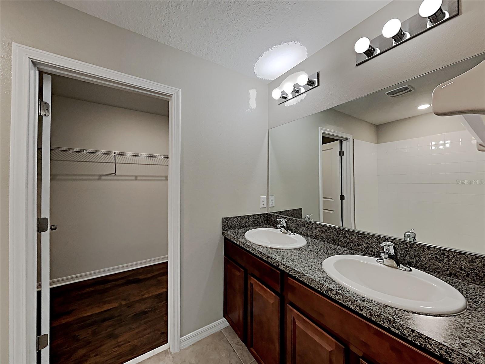 15322 Broad Brush Dr Property Photo 18