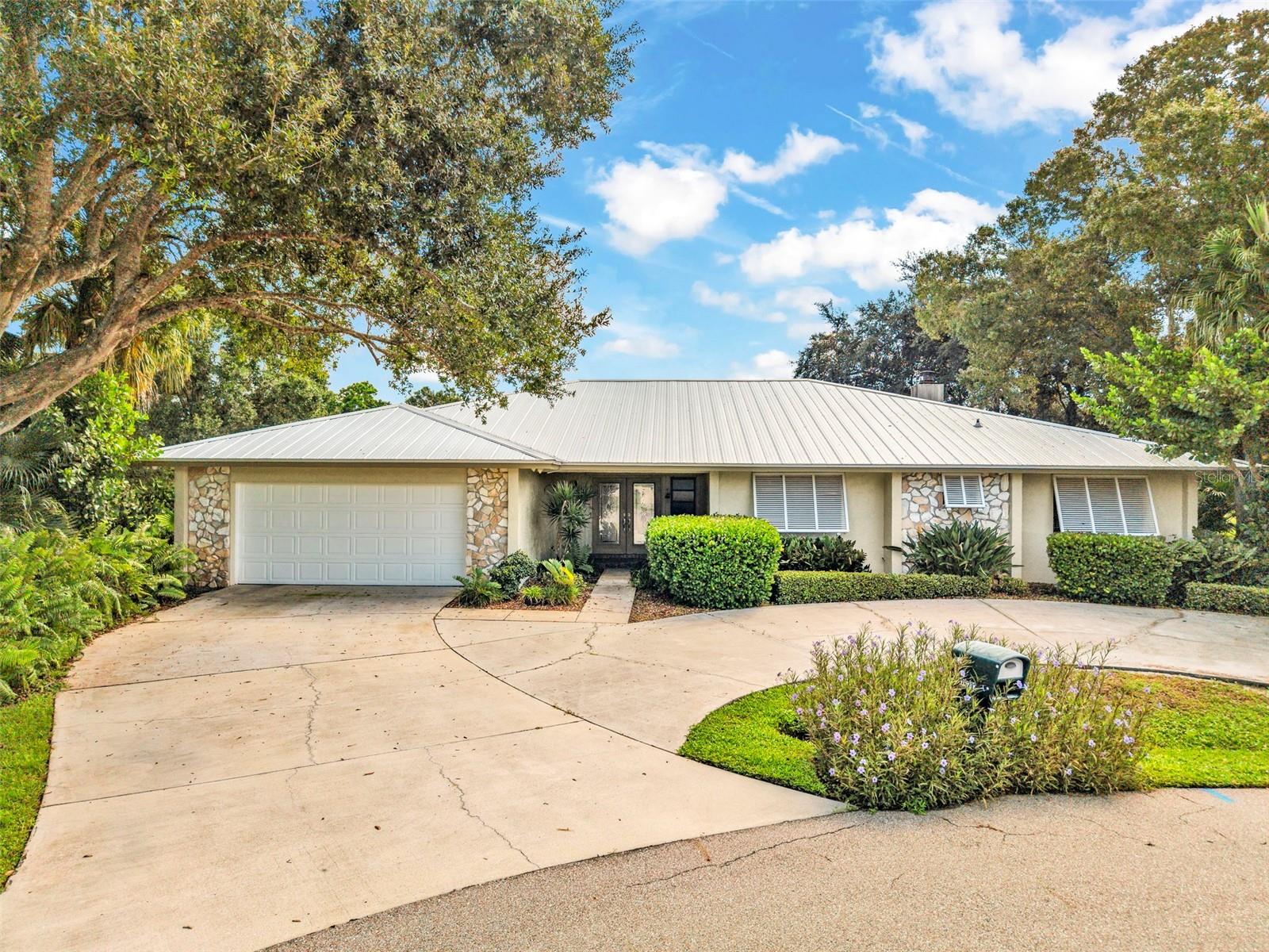 26212 Madras Ct Property Photo 1