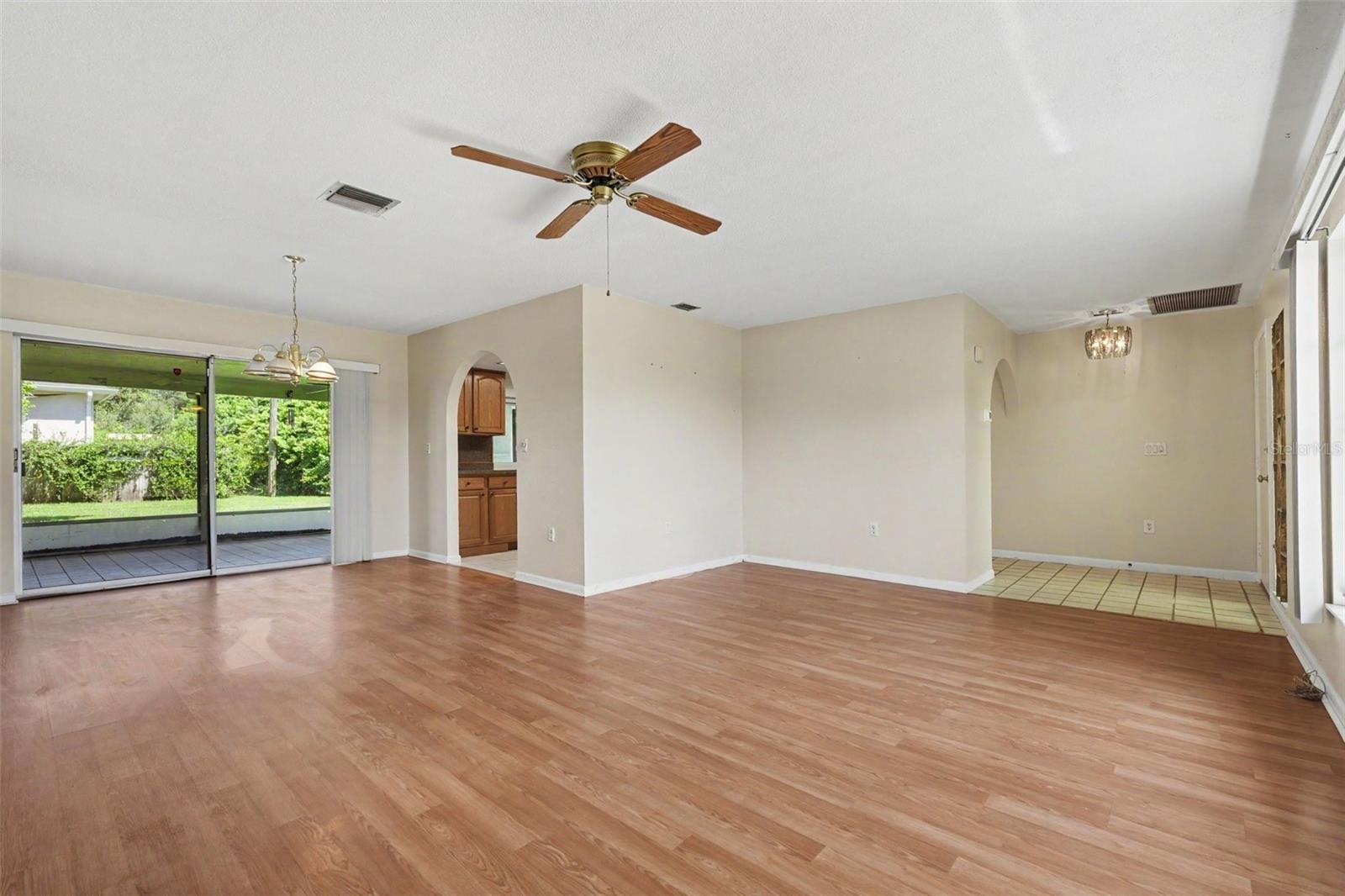 23174 Hemenway Ave Property Photo 10