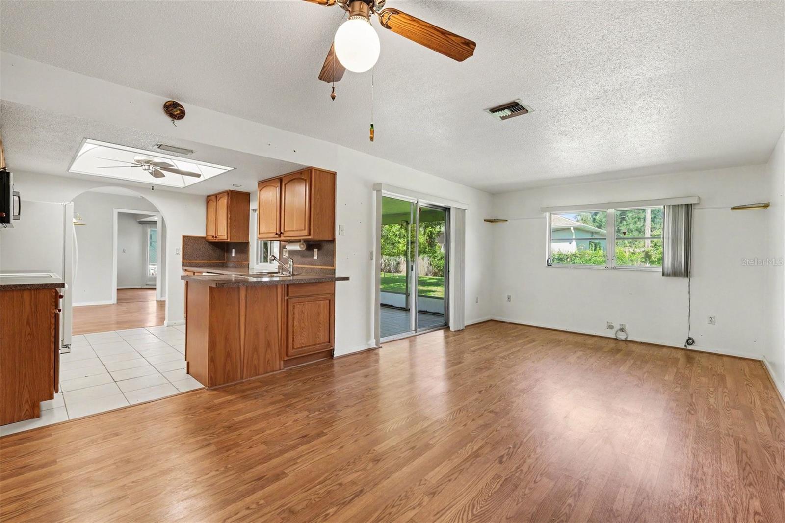 23174 Hemenway Ave Property Photo 13