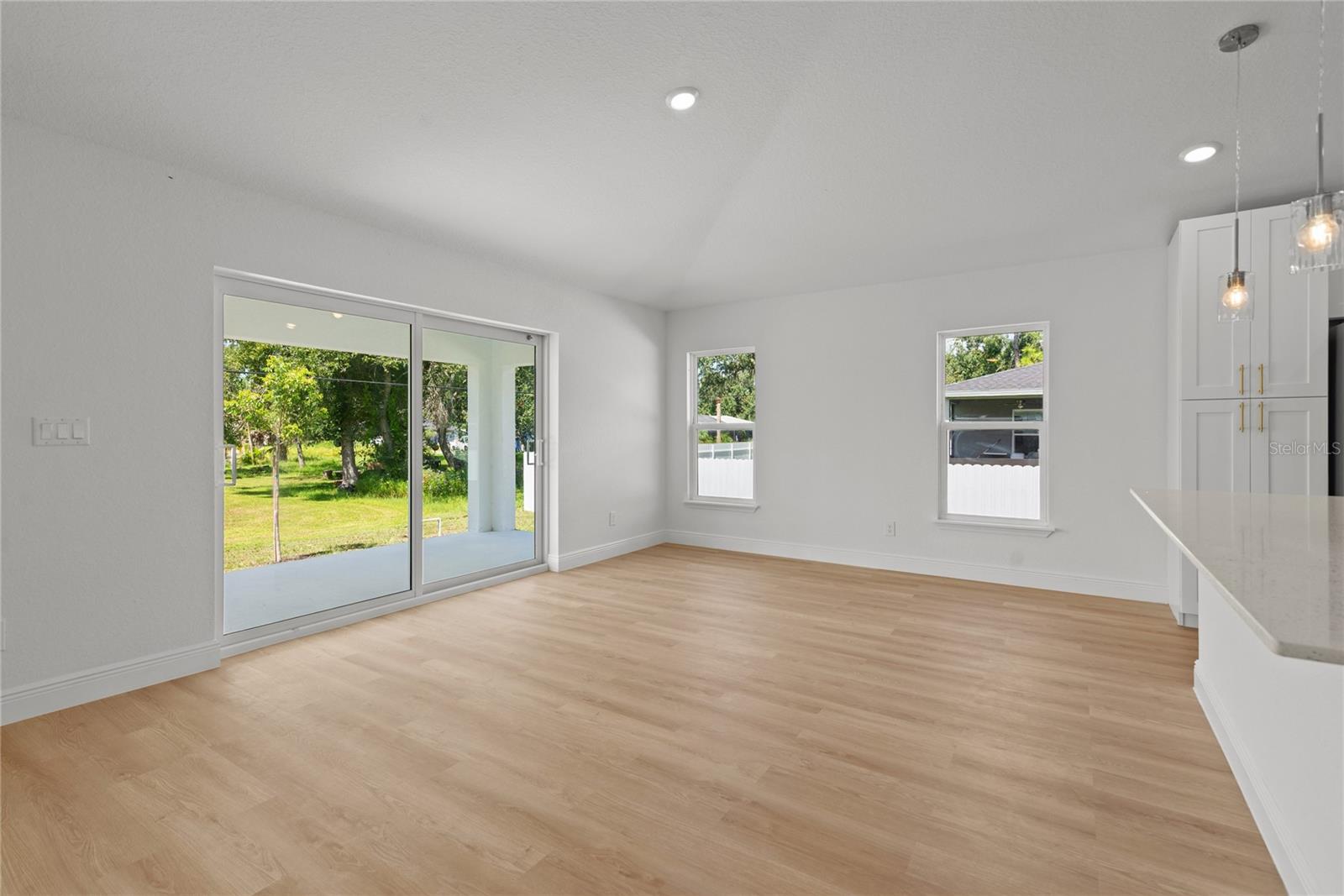 4097 Honeybee St Property Photo 2