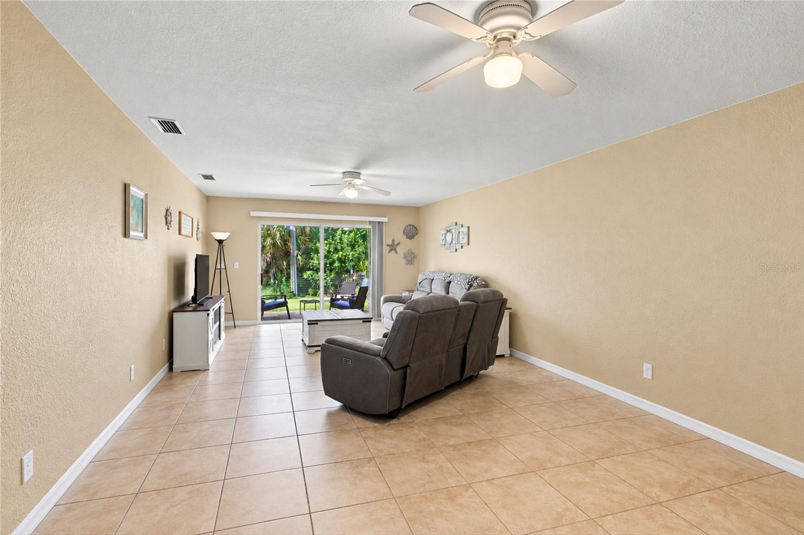 10194 Tramore Ave #a & B Property Photo 3
