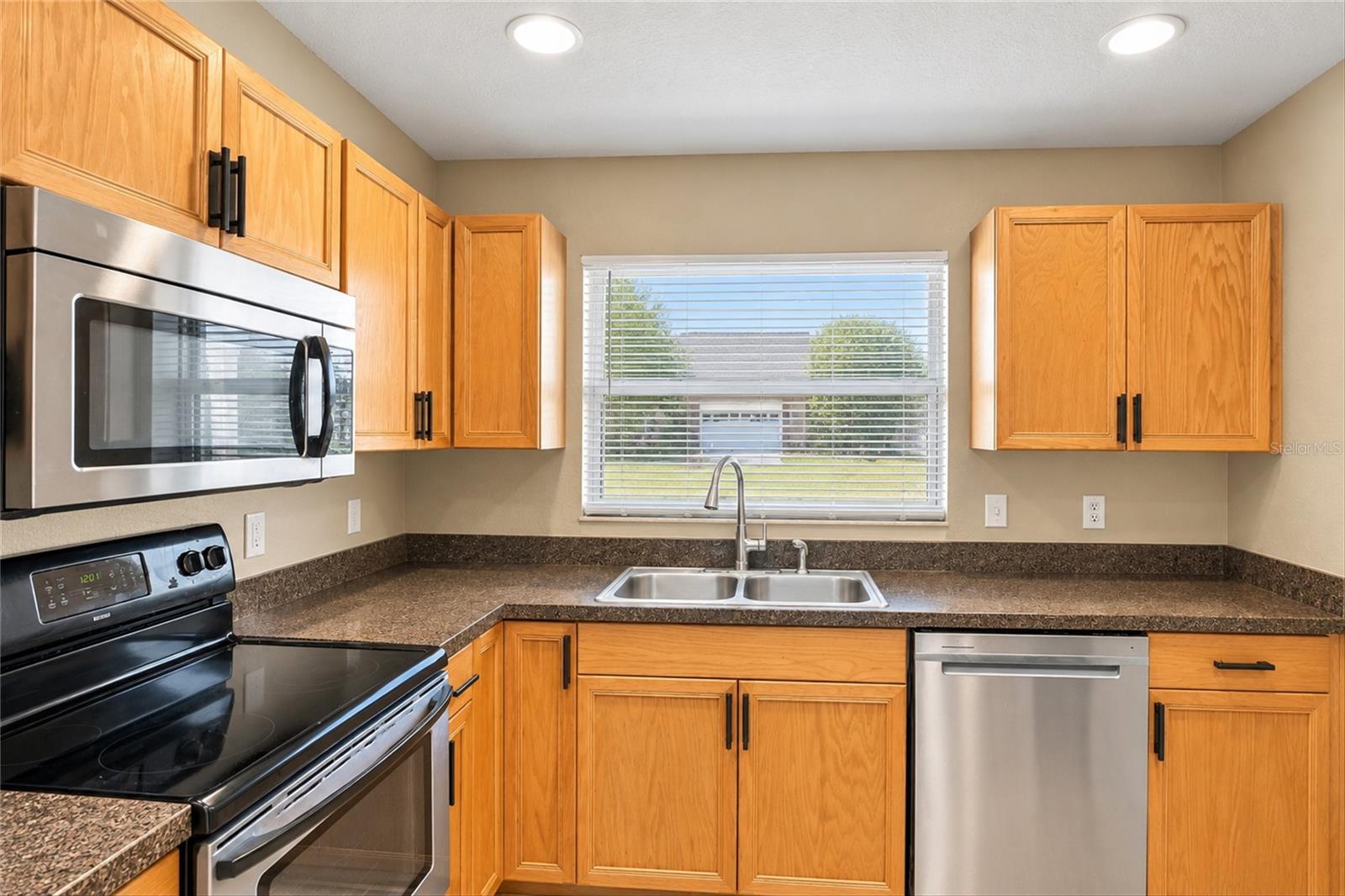 10194 Tramore Ave #a & B Property Photo 23